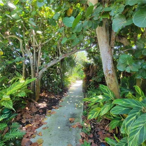 A home in Hutchinson Island