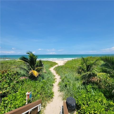 A home in Hutchinson Island