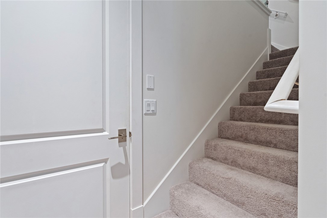 Vero Beach, FL, 32962, US, 3 Bedrooms Bedrooms, ,4 BathroomsBathrooms,Residential,Active,1685887