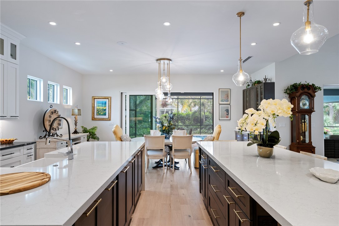 Vero Beach, FL, 32962, US, 3 Bedrooms Bedrooms, ,4 BathroomsBathrooms,Residential,Active,1685887