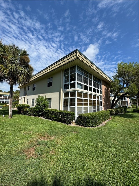 19 Vista Gardens Trail 201, Vero Beach, FL 32962