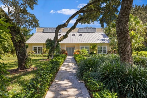 1502/1500 Club Drive, Vero Beach, FL 32963