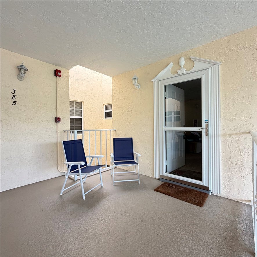 387 N Grove Isle Circle 387 - Photo 4