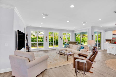 3932 Shoreside Drive, Hutchinson Island, FL 34949