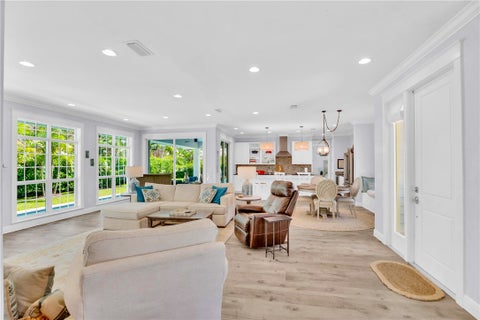 3932 Shoreside Drive, Hutchinson Island, FL 34949