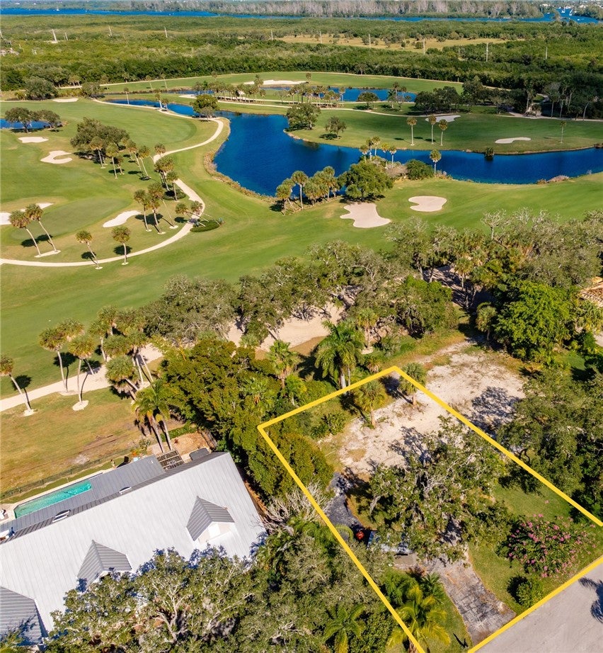 3027 Golf View Drive