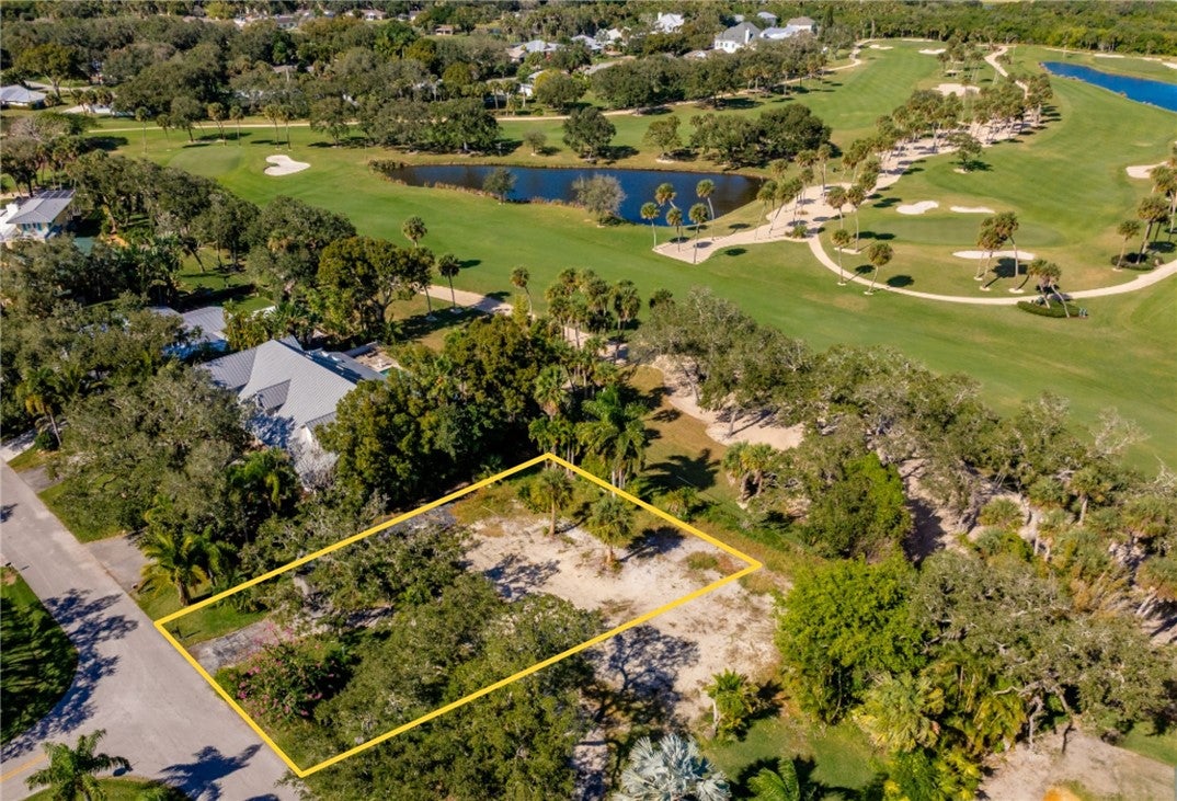 3027 Golf View Drive