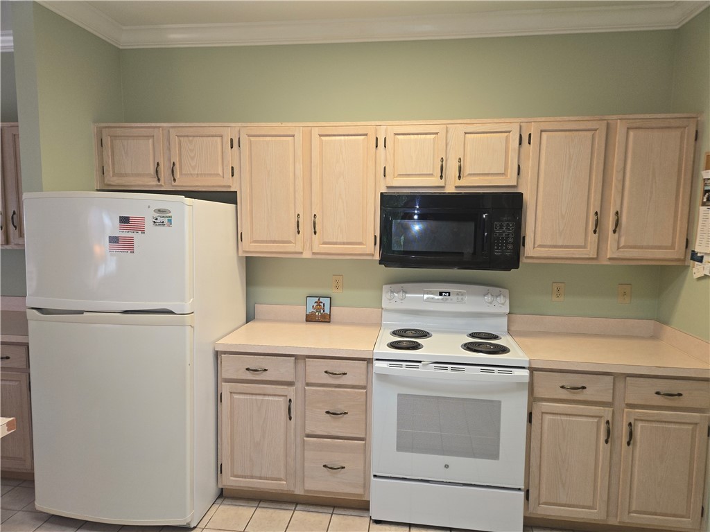 Vero Beach, Florida 32962, United States, 2 Bedrooms Bedrooms, ,2 BathroomsBathrooms,Residential,Active,43936