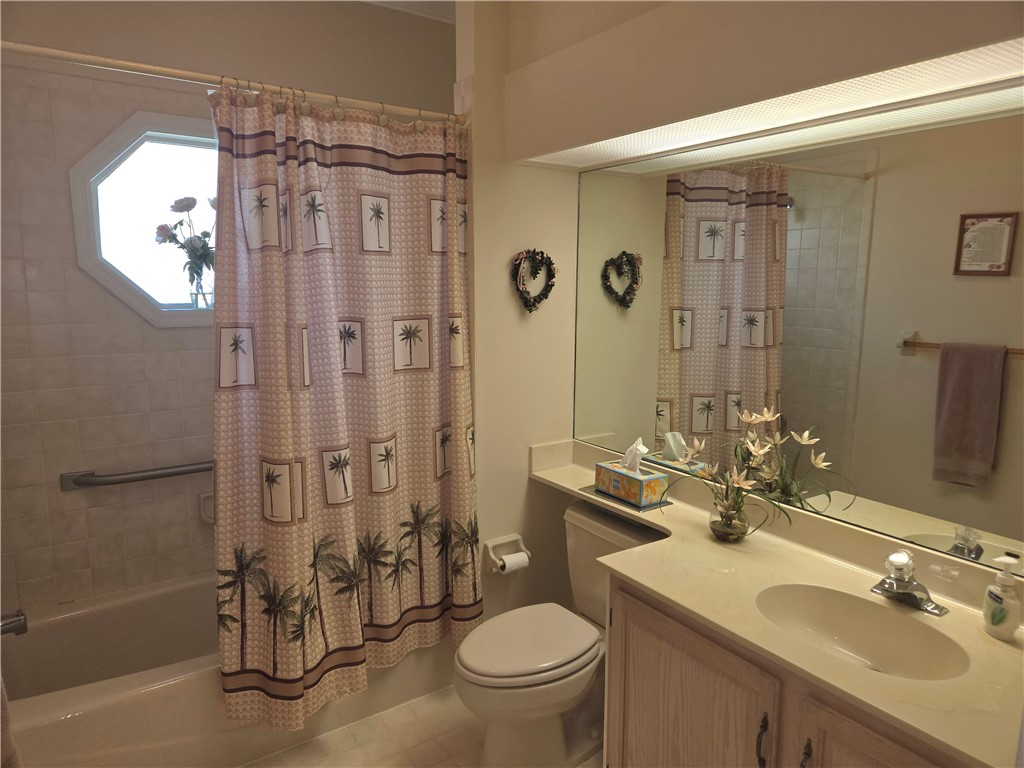 Vero Beach, Florida 32962, United States, 2 Bedrooms Bedrooms, ,2 BathroomsBathrooms,Residential,Active,43936