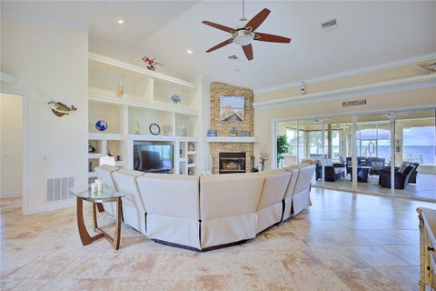 167 S Bear Point Drive, Lake Placid, FL 33852