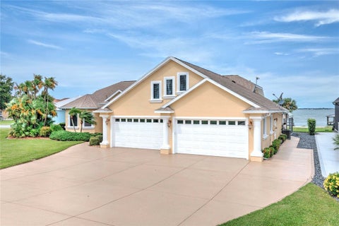 167 S Bear Point Drive, Lake Placid, FL 33852