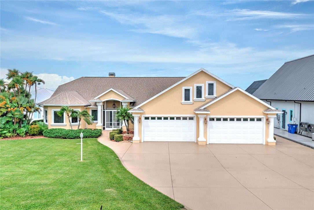 167 S Bear Point Drive, Lake Placid