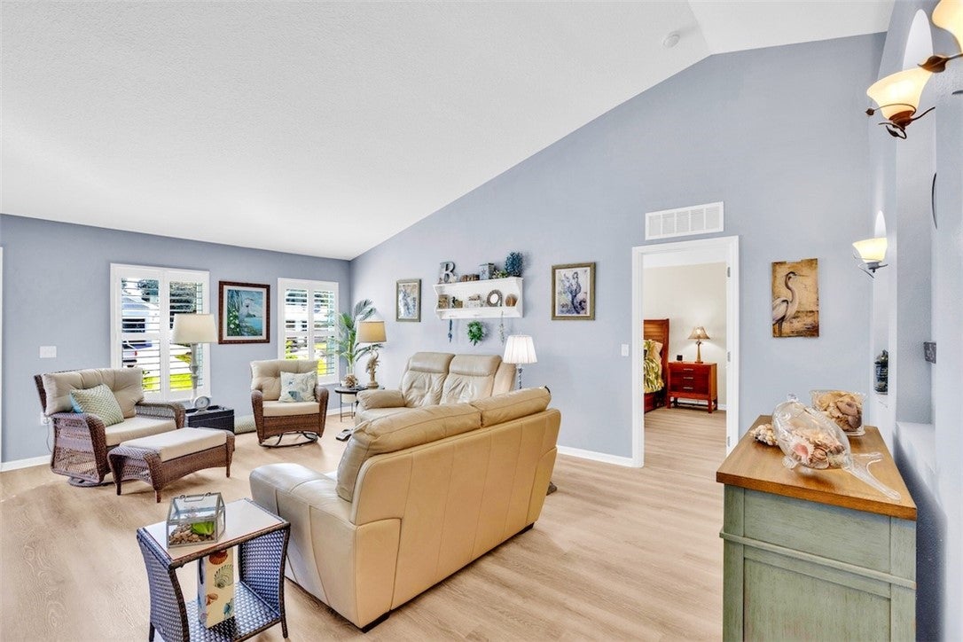 1385 Haverford Lane