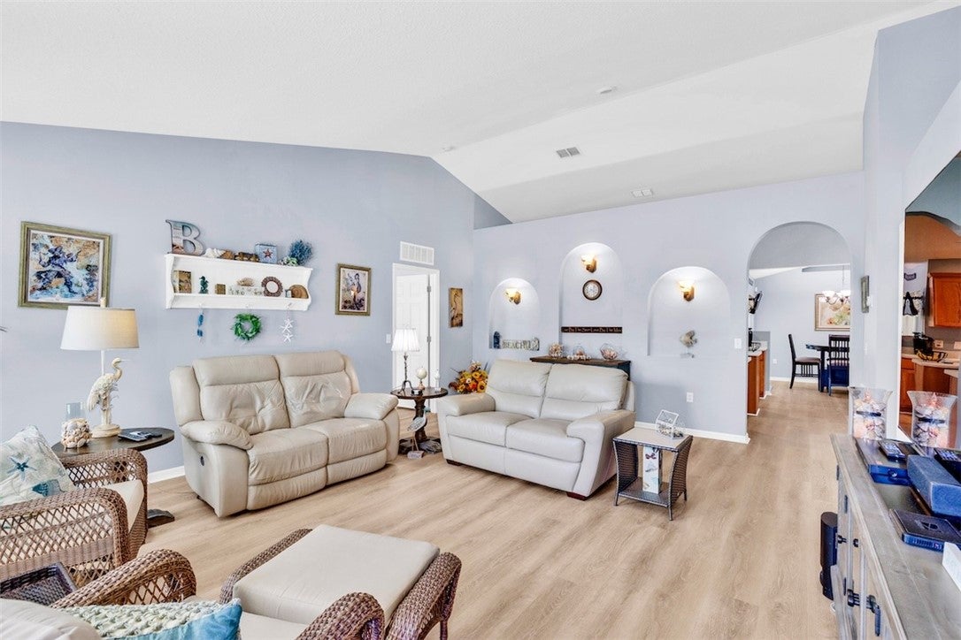 1385 Haverford Lane