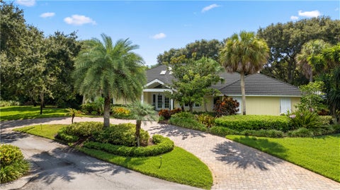1755 Pelican Way, Vero Beach, FL 32963