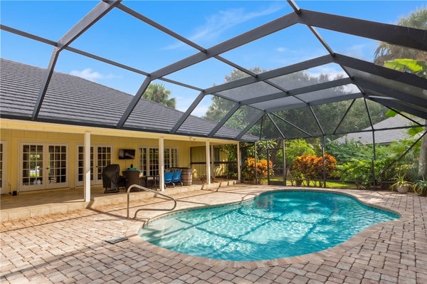 1755 PELICAN WAY, VERO BEACH, FL 32963 - Image dce1a3f721e37e69d1960a5c0cfb3efc/2689907791