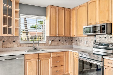2270 Se Brekenridge Circle, Port St Lucie, FL 34952