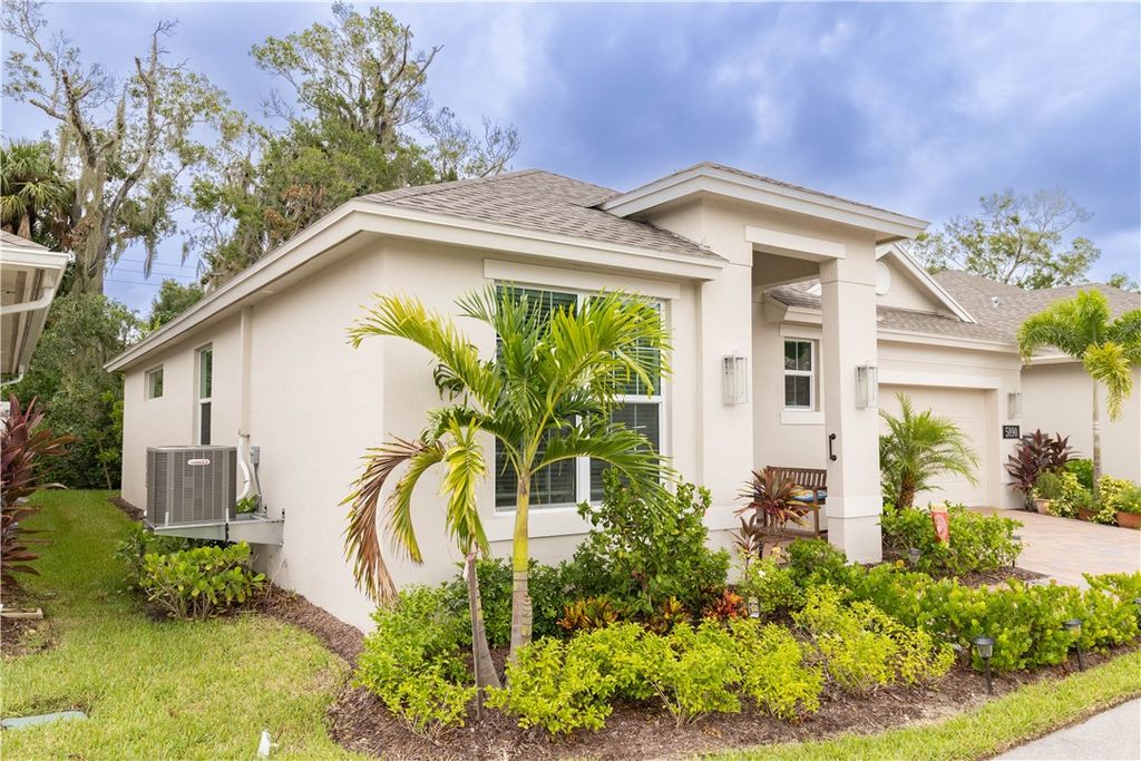 Photo of 5890 Bella Rosa Lane, Vero Beach, FL 32966 (MLS # 291216)