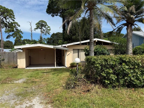 2936 1st Street Sw, Vero Beach, FL 32968