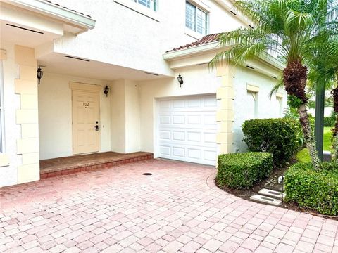 Photo of 500 7th Square #102, Vero Beach, FL 32962 (MLS # 292782)
