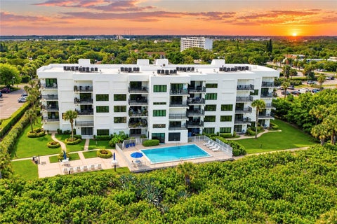 1700 Ocean Drive 202v, Vero Beach, FL 32963