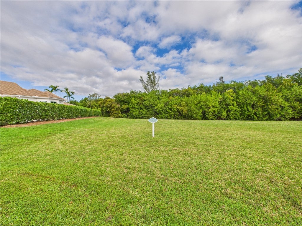 112 Sandpointe Drive