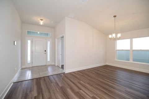 2450 Roygaris Street Nw, Palm Bay, FL 32907
