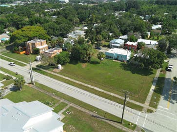 1860 22nd Avenue Vero Beach FL 32960