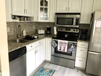 94 Spring Lake Drive 106