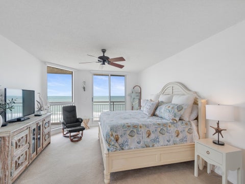 3880 N Highway A1a 901, North Hutchinson Island, FL 34949