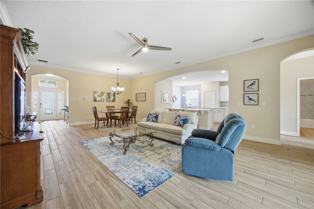 Vero Beach, Florida 32967, United States, 3 Bedrooms Bedrooms, ,3 BathroomsBathrooms,Residential,Active,249403