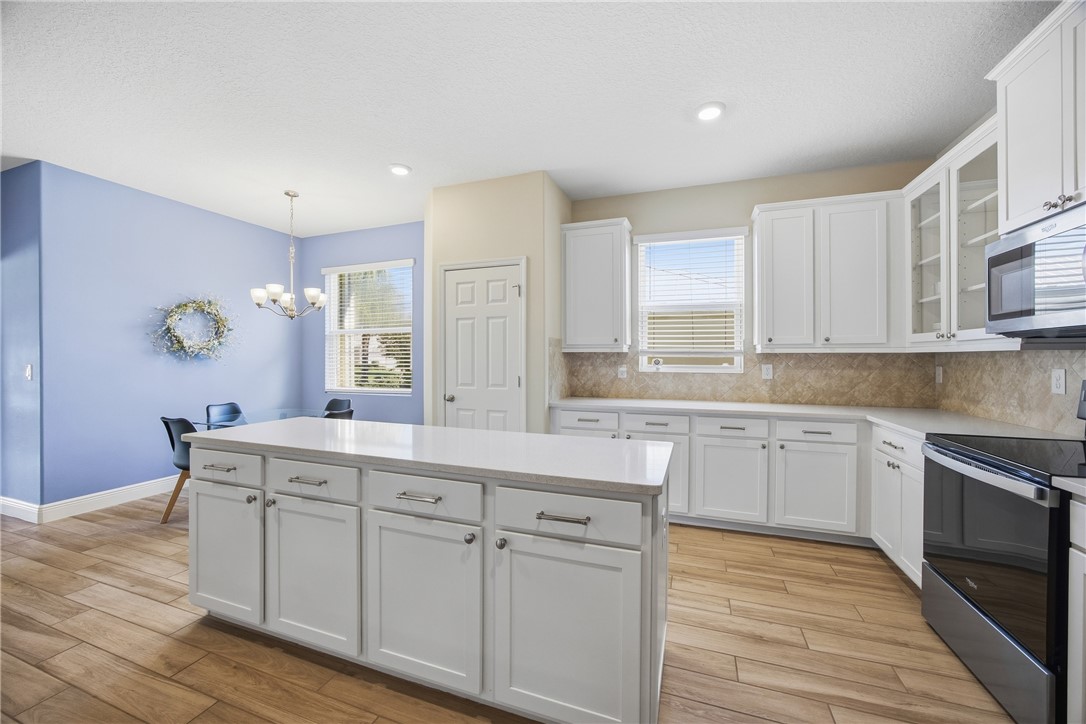 Vero Beach, Florida 32967, United States, 3 Bedrooms Bedrooms, ,3 BathroomsBathrooms,Residential,Active,249403