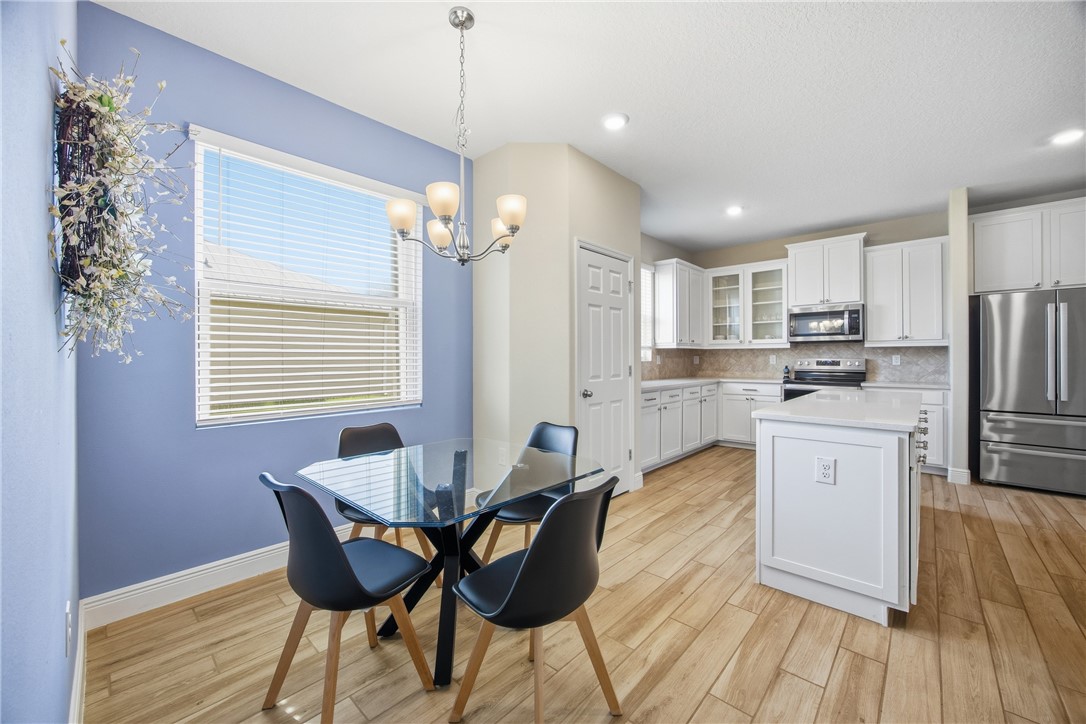 Vero Beach, Florida 32967, United States, 3 Bedrooms Bedrooms, ,3 BathroomsBathrooms,Residential,Active,249403