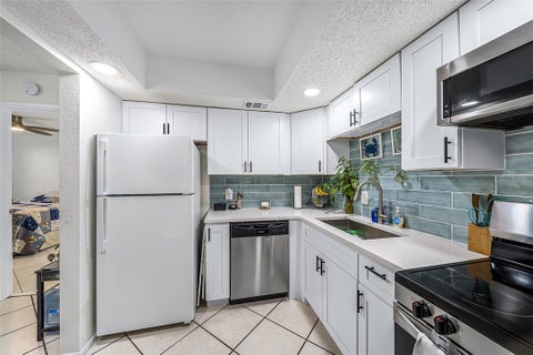 1507 Se Royal Green Circle 102, Port St Lucie, FL 34952