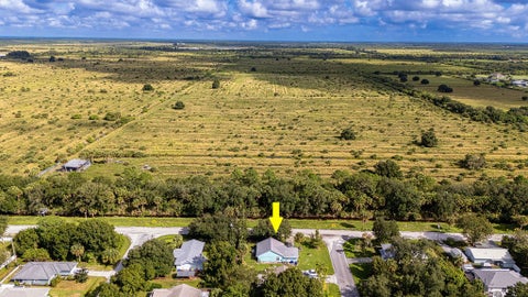 2585 85th Avenue, Vero Beach, FL 32966