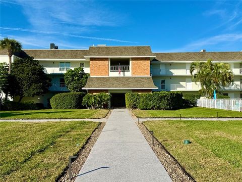 Tiny photo for 200 Greytwig Road #212, Vero Beach, FL 32963 (MLS # 294555)