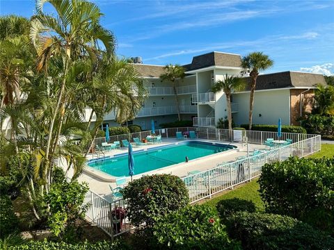 Tiny photo for 200 Greytwig Road #212, Vero Beach, FL 32963 (MLS # 294555)