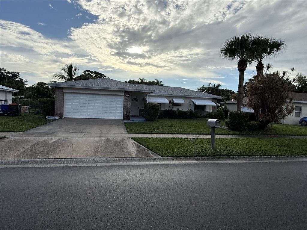 Photo of 536 23rd Avenue, Vero Beach, FL 32962 (MLS # 291001)