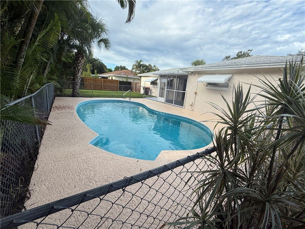 Photo of 536 23rd Avenue, Vero Beach, FL 32962 (MLS # 291001)