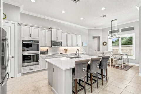 5775 Bent Pine Square, Vero Beach, FL 32967