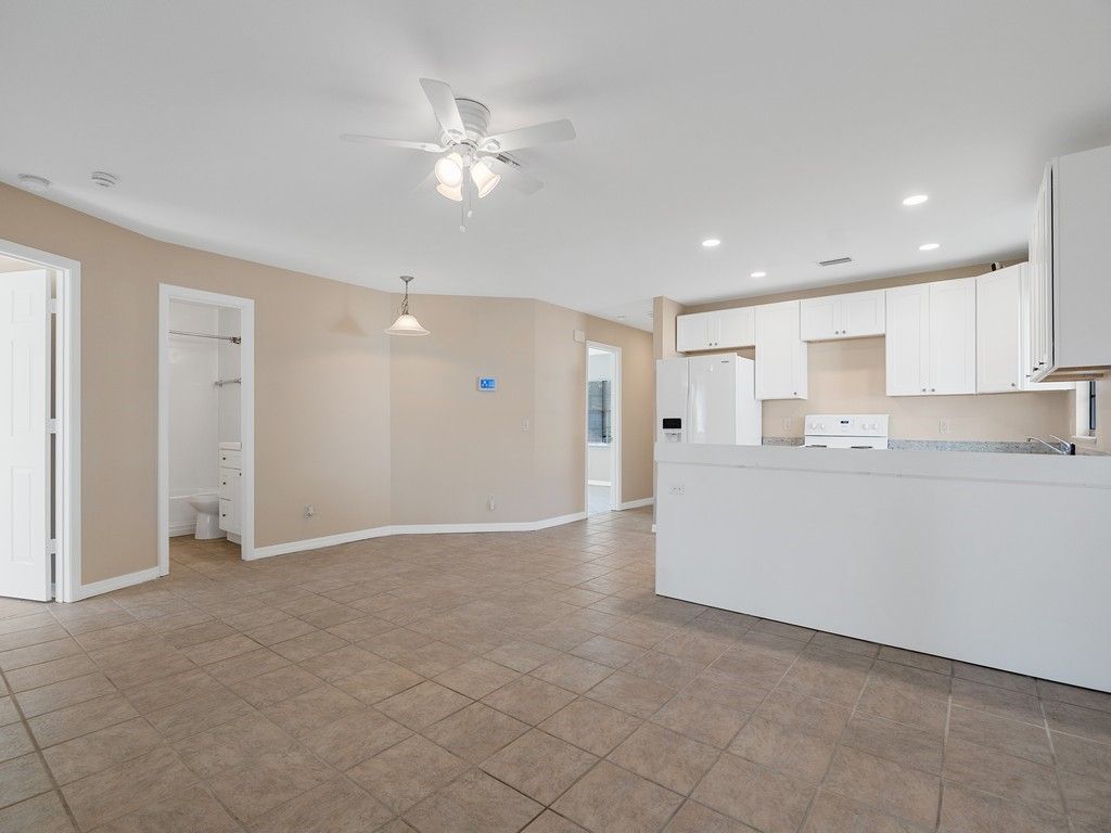 Photo of 2946 1st Street SW, Vero Beach, FL 32968 (MLS # 291261)