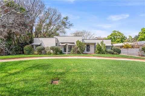 2245 Cortez Avenue Vero Beach FL 32960