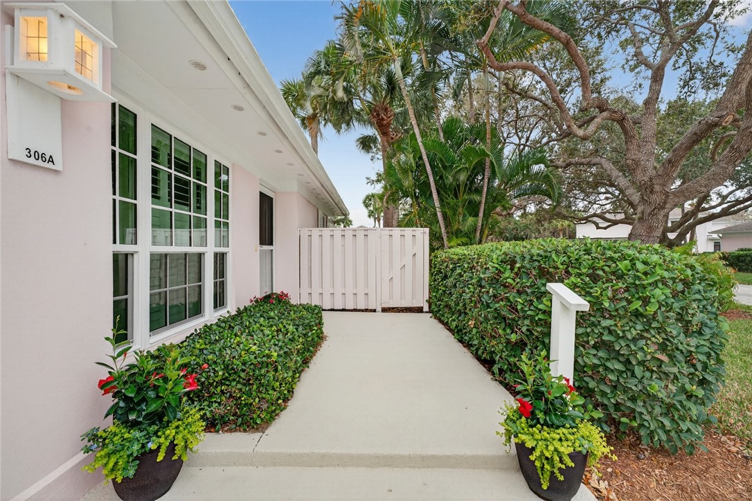 300 Harbour Drive 306A