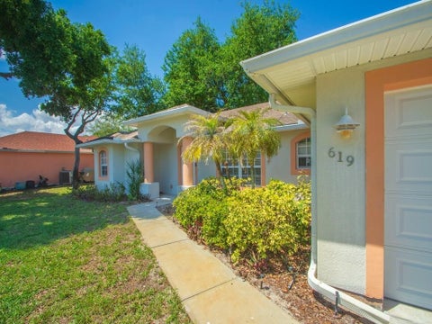 619 Carnival Terrace, Sebastian, FL 32958