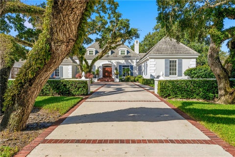 Photo of 275 Coconut Palm Road, Indian River Shores, FL 32963 (MLS # 299689)