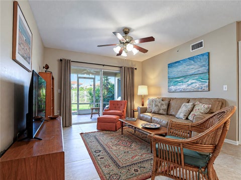1550 S 42nd Circle 112, Vero Beach, FL 32967