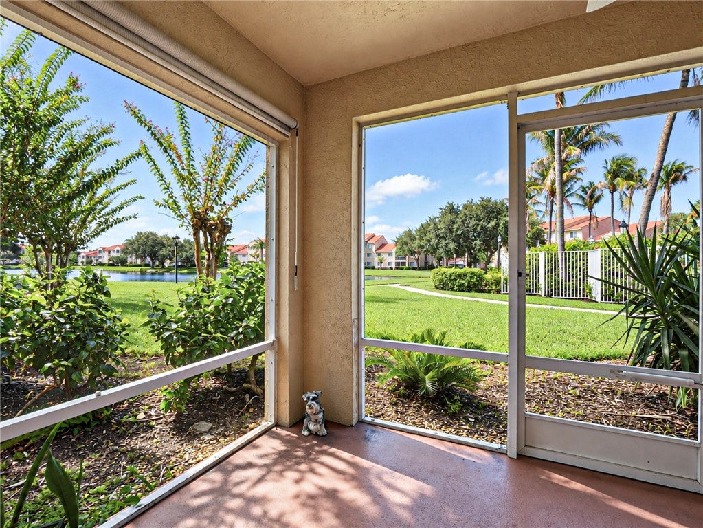 1550 S 42nd Circle 112, Vero Beach