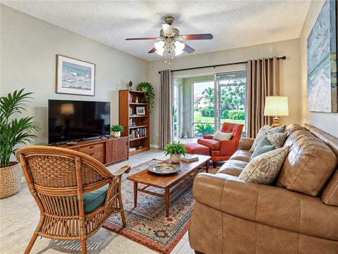 1550 S 42nd Circle 112, Vero Beach, FL 32967