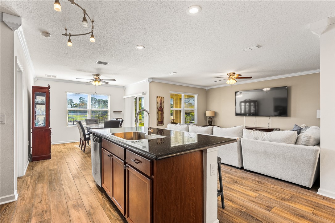 1486 Lexington Square SW