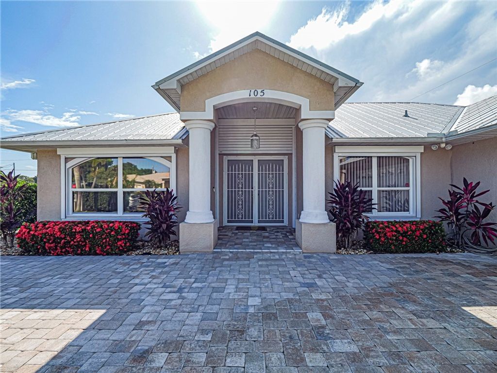 Photo of 105 Day Drive, Sebastian, FL 32958 (MLS # 289569)